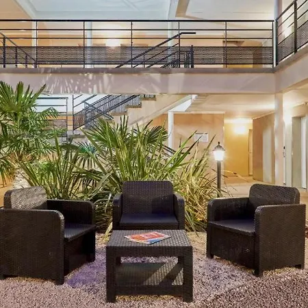 Touristique 3 Etoiles Apartment